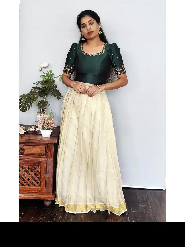 Party Wear Long Skirt with Blouse at Rs 3000/piece in Pune | ID: 13952574633-suu.vn